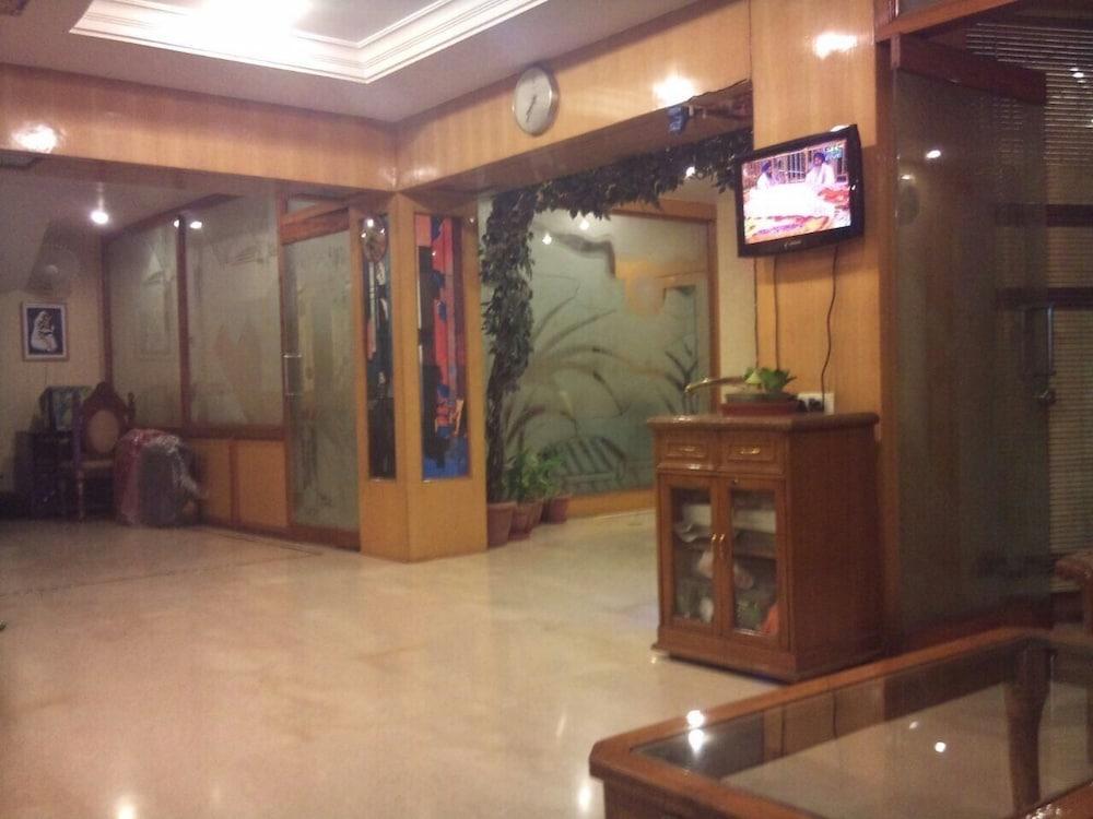 Hotel Singh International Deli Exterior foto