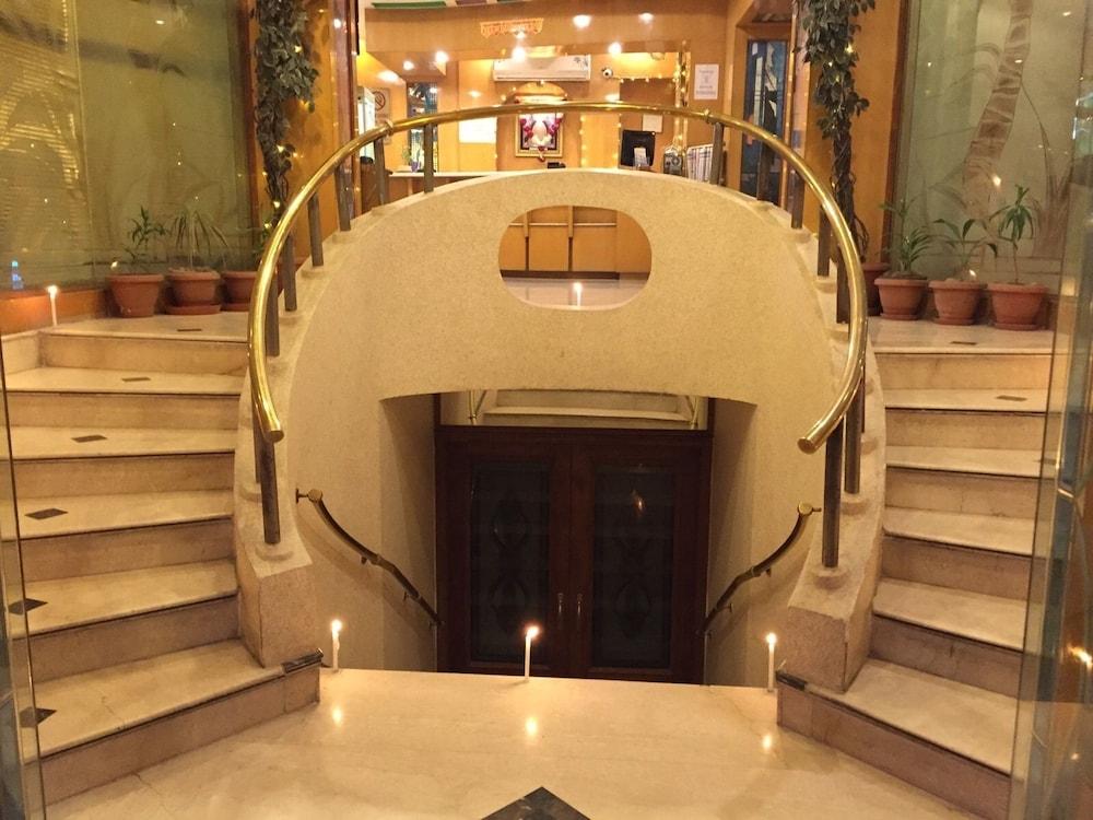 Hotel Singh International Deli Exterior foto